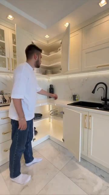 Функциональный уголок на кухне

Ремонт с нуля