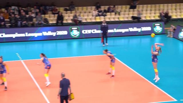 «Динамо» (Москва) — «Марица» (Пловдив, Болгария)