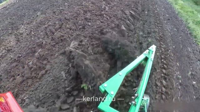 Плуг Kerland B-2.20 в работе с минитрактором Shifeng SF-244