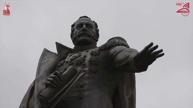 Памятник Павлу Петровичу Мельникову