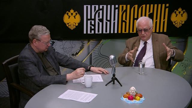 «Это стремление внушить народу, что у нас всё очень хорошо, преступно»

Пока с голубых экранов рас