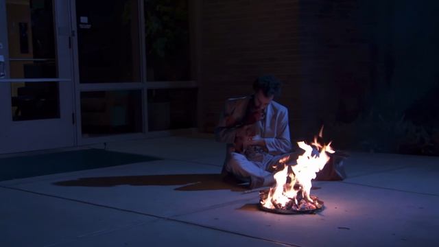 Отрывок из фильма Борат мужчина говорит курице на свободу пошел живи свою жизнь