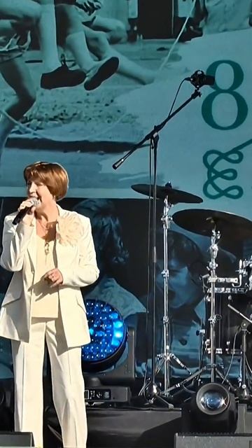 Закончился бурный роман