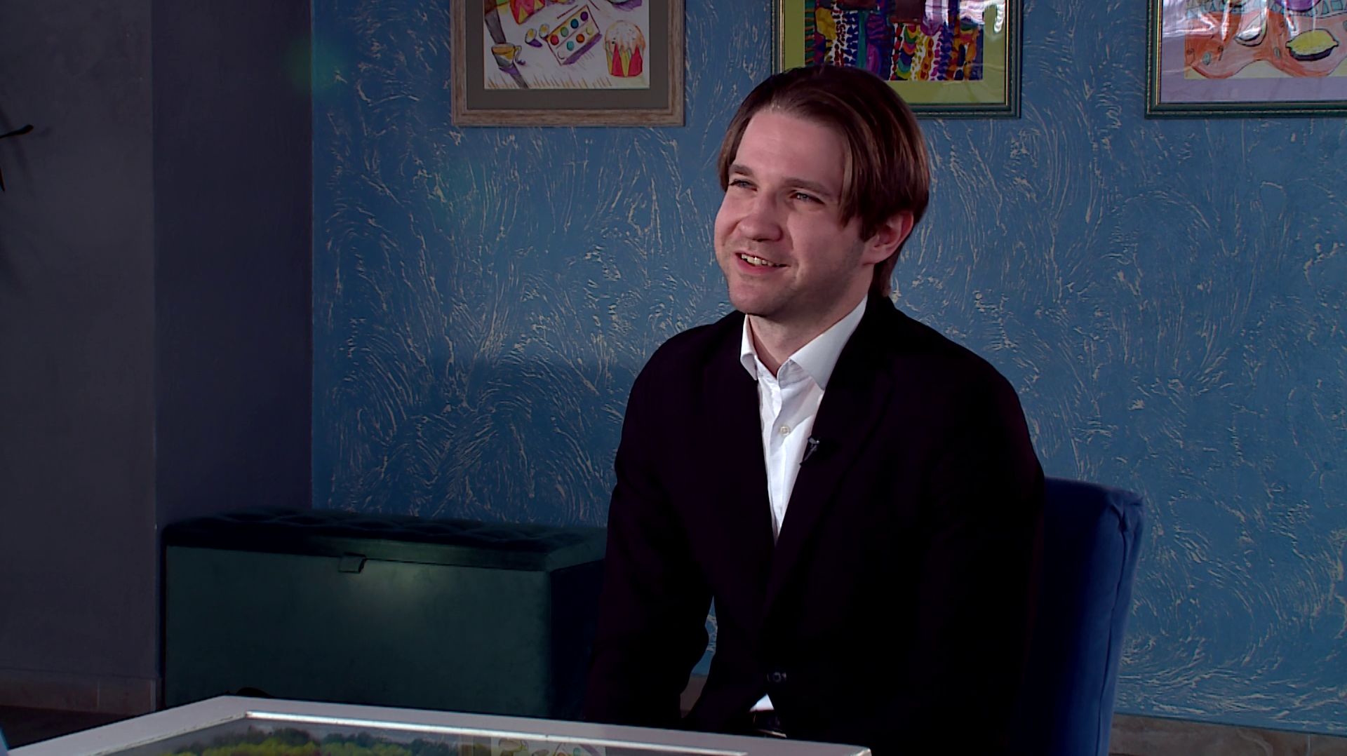 Актёр ТЮЗа Александр Ревков: «Профессия артиста соткана из его ранимости»