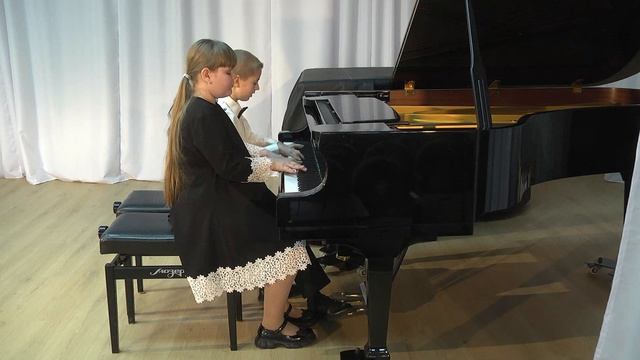 Фортепианный дуэт Николаева Александра и Ерёмин Степан Э.Григ 