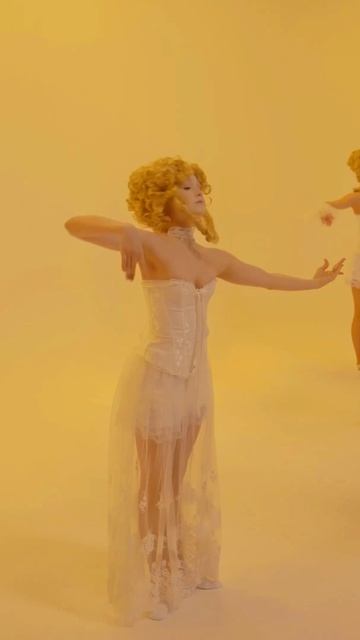 Новый выпуск шоу «Раздевайся и качай»