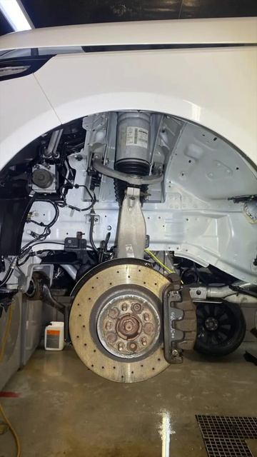 Премиум мойка днища арок подвески с разбором Land Rover Range Rover #мойкаднища #мойкаподвески