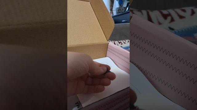 распаковка !:Шитьнаклейки по ноиерамкиндер крафтеры