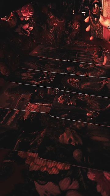 Менять работу? #чернознатка #ведьма #тароонлайн #работа 💼 ТГК: Чернознатка @Chernoznatka