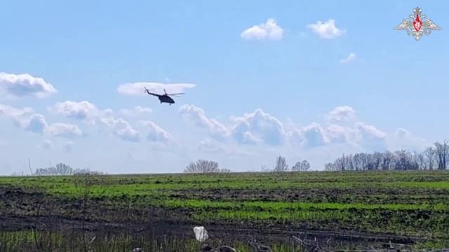 Воздушный крестный ход вдоль полосы действий подразделений группировки войск Запад