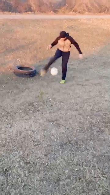 чуть-чуть футбольчика