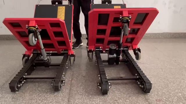 Тележка аккумуляторная Г-образные гусеницы продаю 79789287287