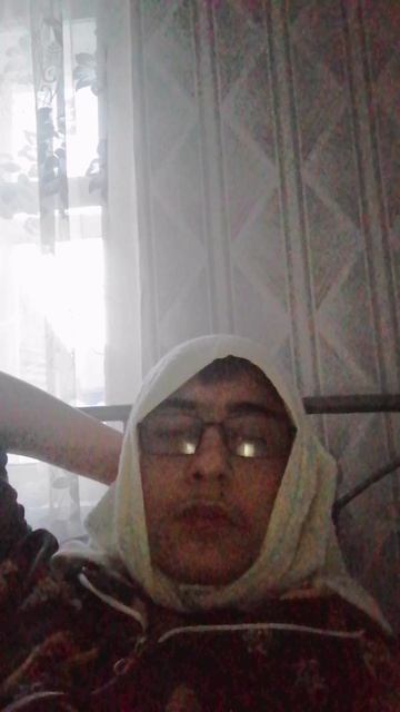 Но бадидао от бабки Армена сисяна и пацана. Кто спел д
Лучше?