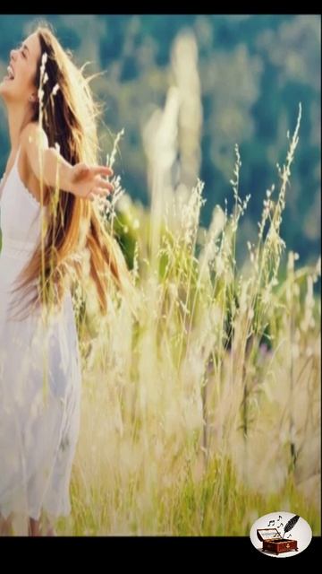 Босоногая простоволосая Читает автор-Ольга Павлова Шортс