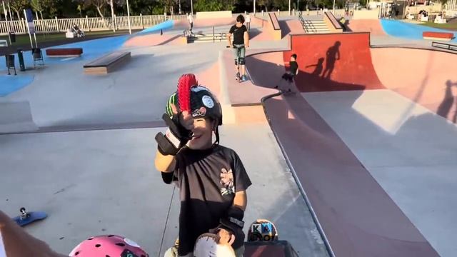 Un Día Con Un NIÑO SKATER De 5 AÑOS