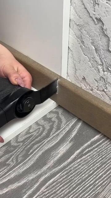 Такие мелочи в ремонте раздражают больше всего но решаются за пару минут если есть правильный инст