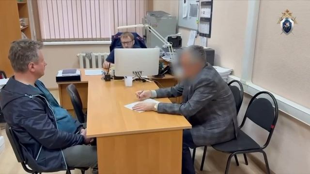  Бывший собственник квартиры который убил новую владелицу и ранил её супруга арестован.