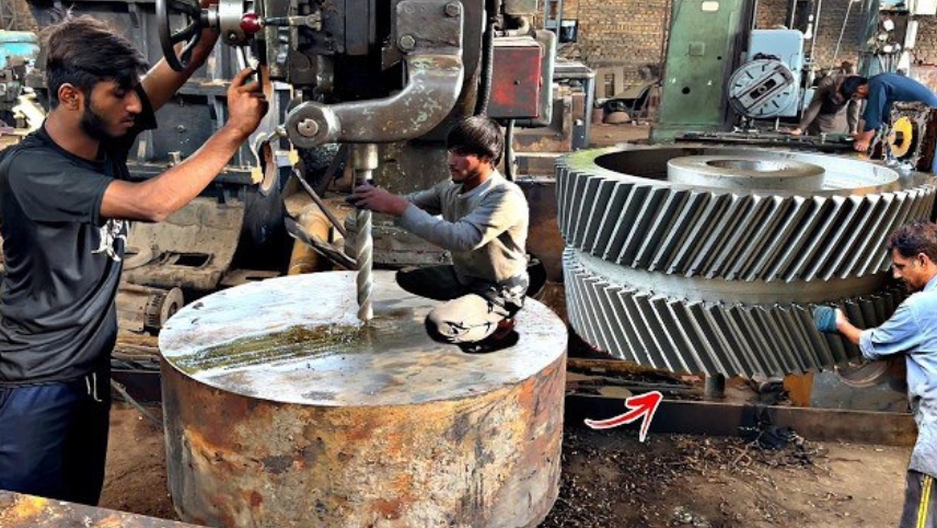 21 день производственный процесс обработки 3-х тонного зубчатого колёса по технологии 100 летней да