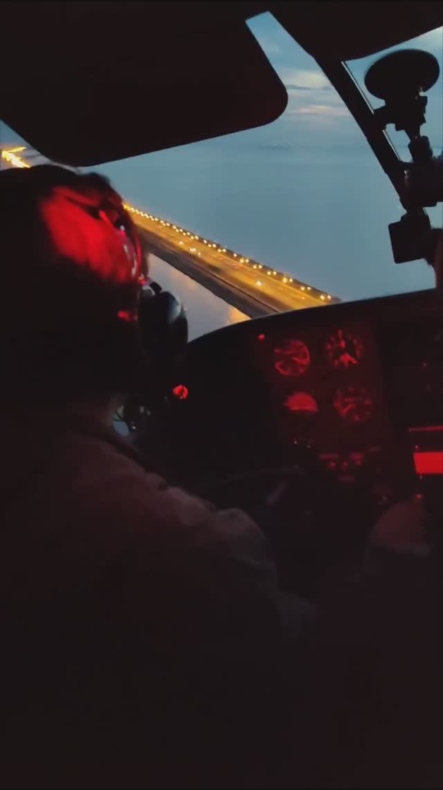 Cessna 172: Вечерние полеты - Вдоль КАДа