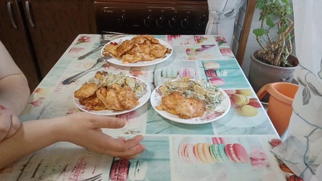 куриное филе в кляре.