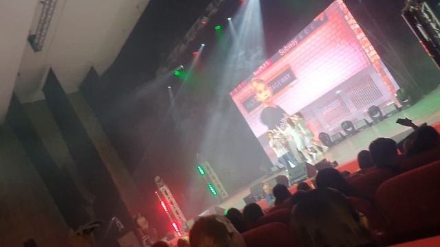 Макар давит