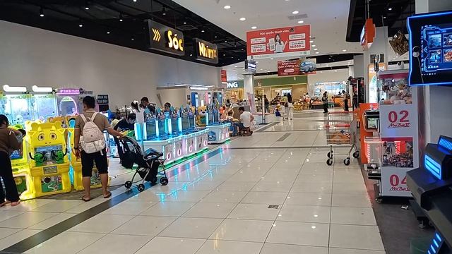 Торговый центр в Ня Чанге Вьетнам 28 марта 2026