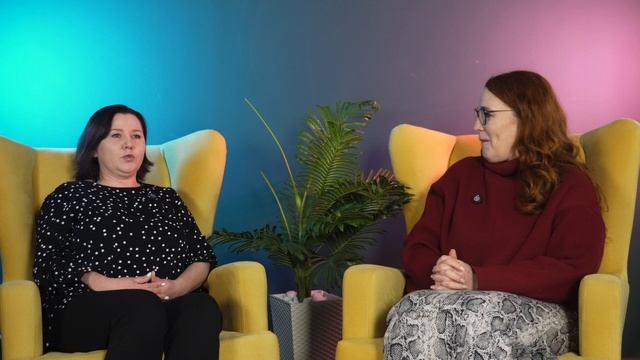 Сбежавшая библиотекарь. Муравейник. Приемный сын. Три жизни Дарьи Карповой