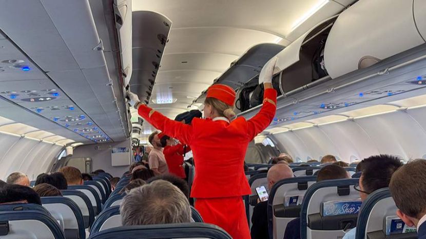 В аэропорту Пскова сняли ограничения на полеты