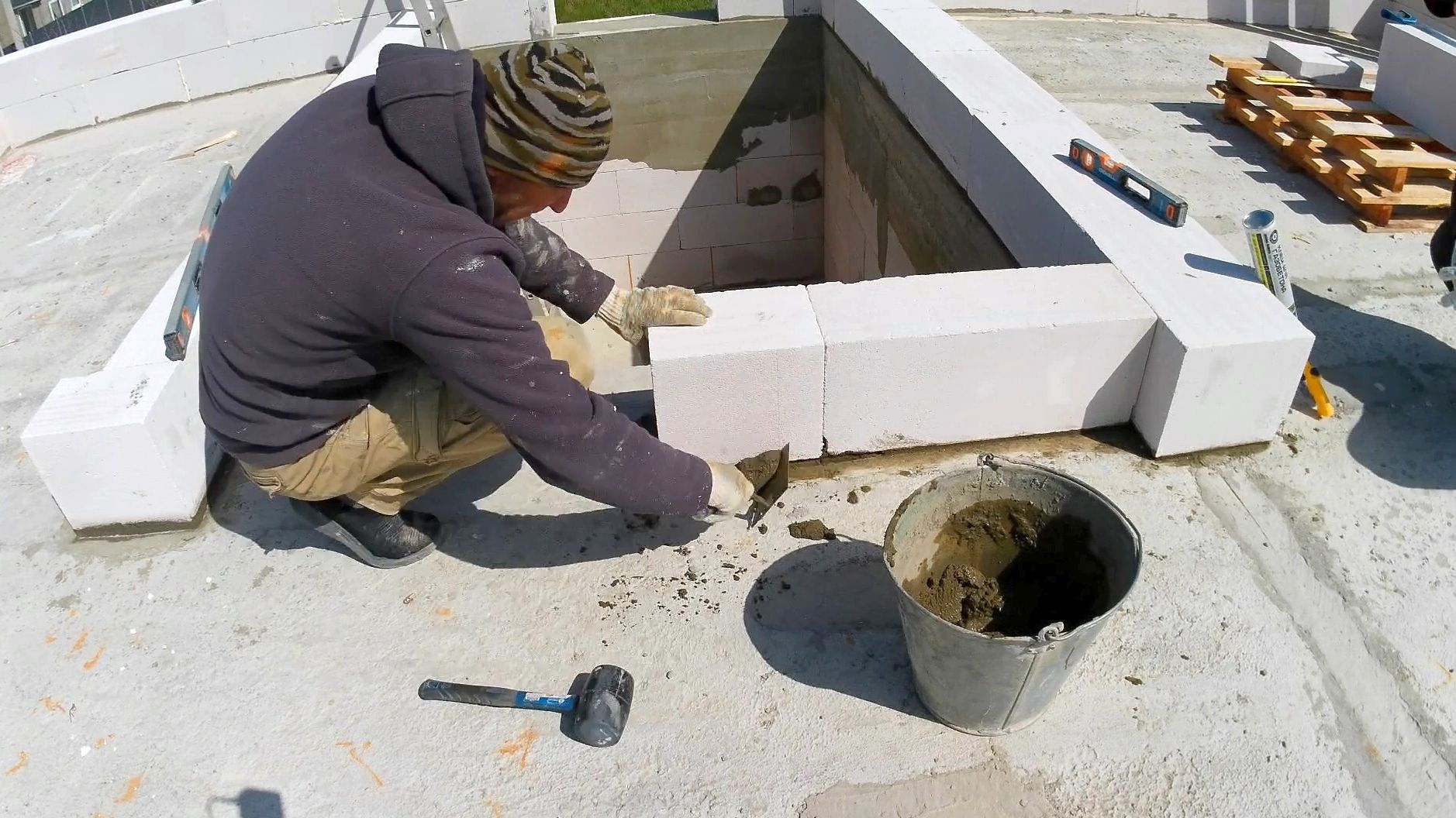 Дом за 150 дней день: 49-50...строю как себе...