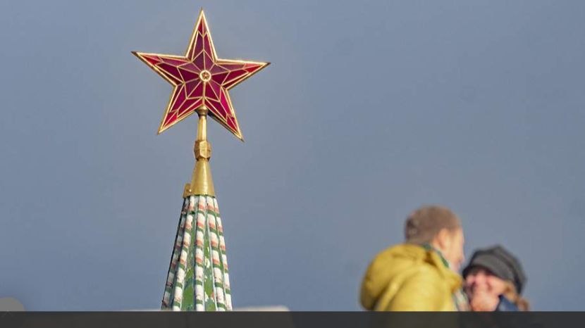 Аналитик указал на желание критикующих РФ французов жить в Москве вместо Парижа