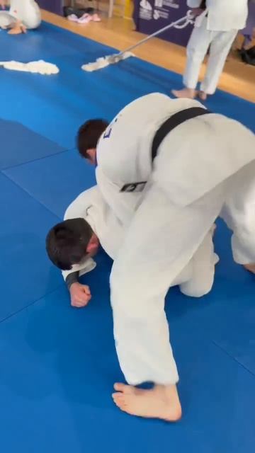 VID_20260418_121146_543.mp4