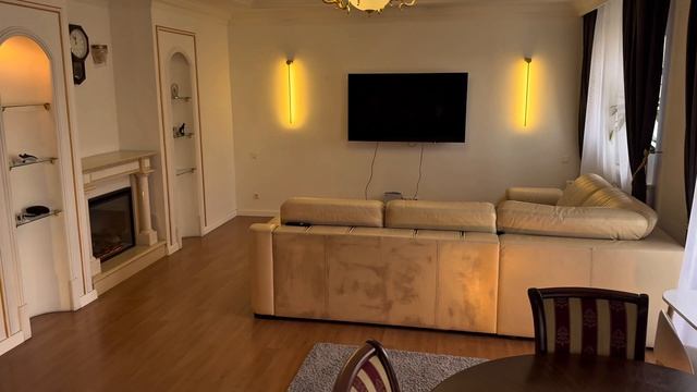 71F4C3D5-7557-42BC-9472-7EEF1260A5AB