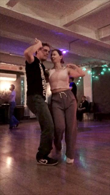 Танцуем Бачату