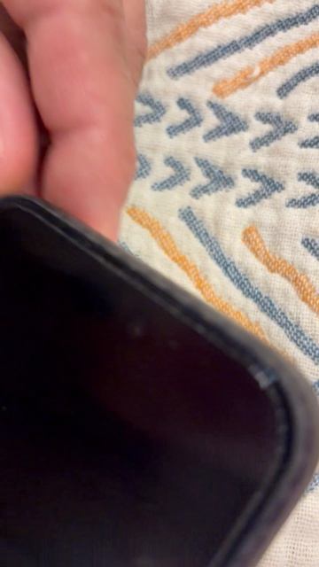 Benks  IPhone 17 Pro Maxx