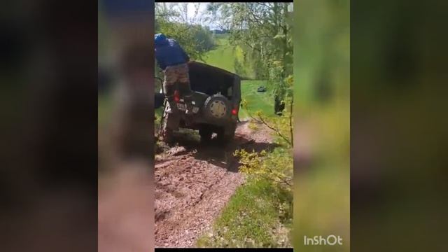 луаз и нива на бездорожье