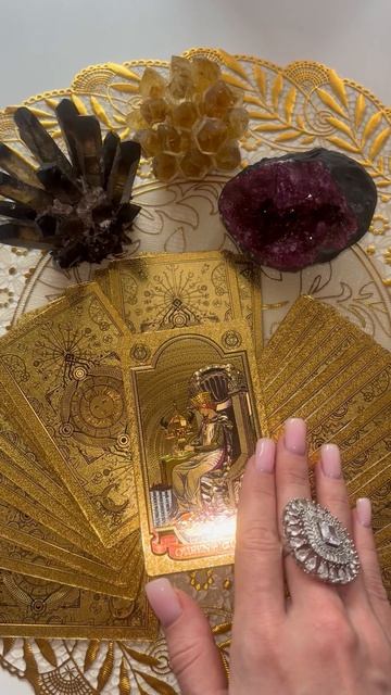 КАРТА ДНЯ 19 АПРЕЛЯ 2026 гороскоп таро