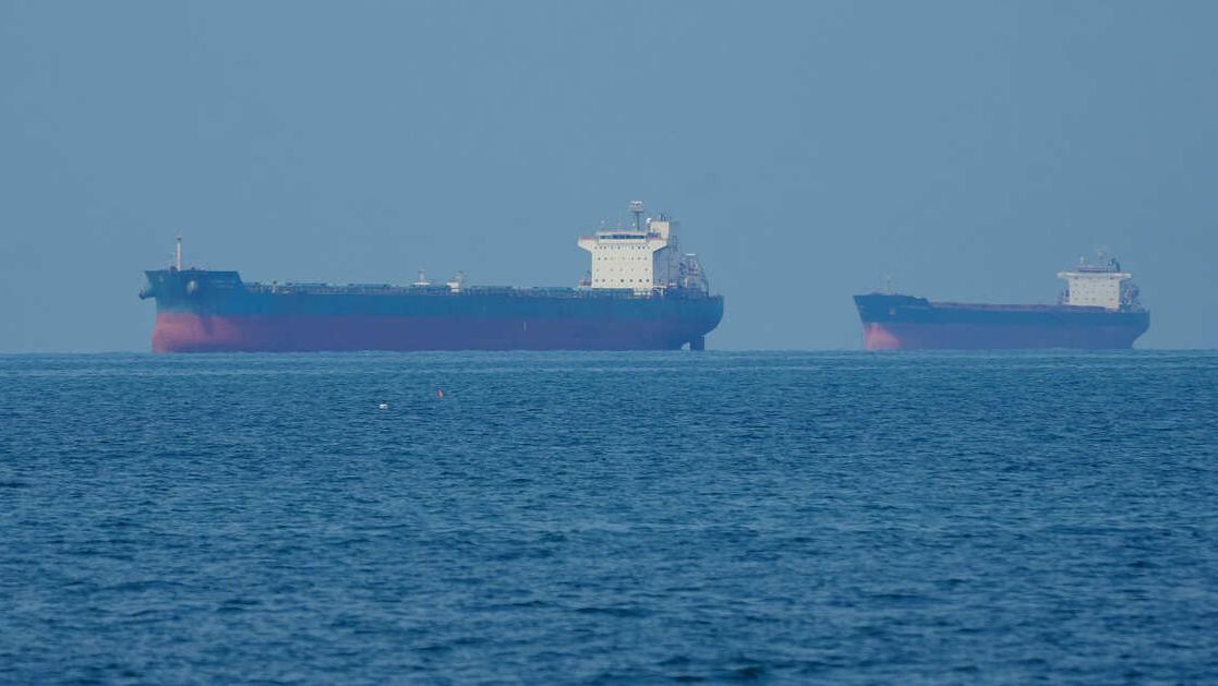 США разрешили продавать российскую нефть загруженную на танкеры до 17 апреля