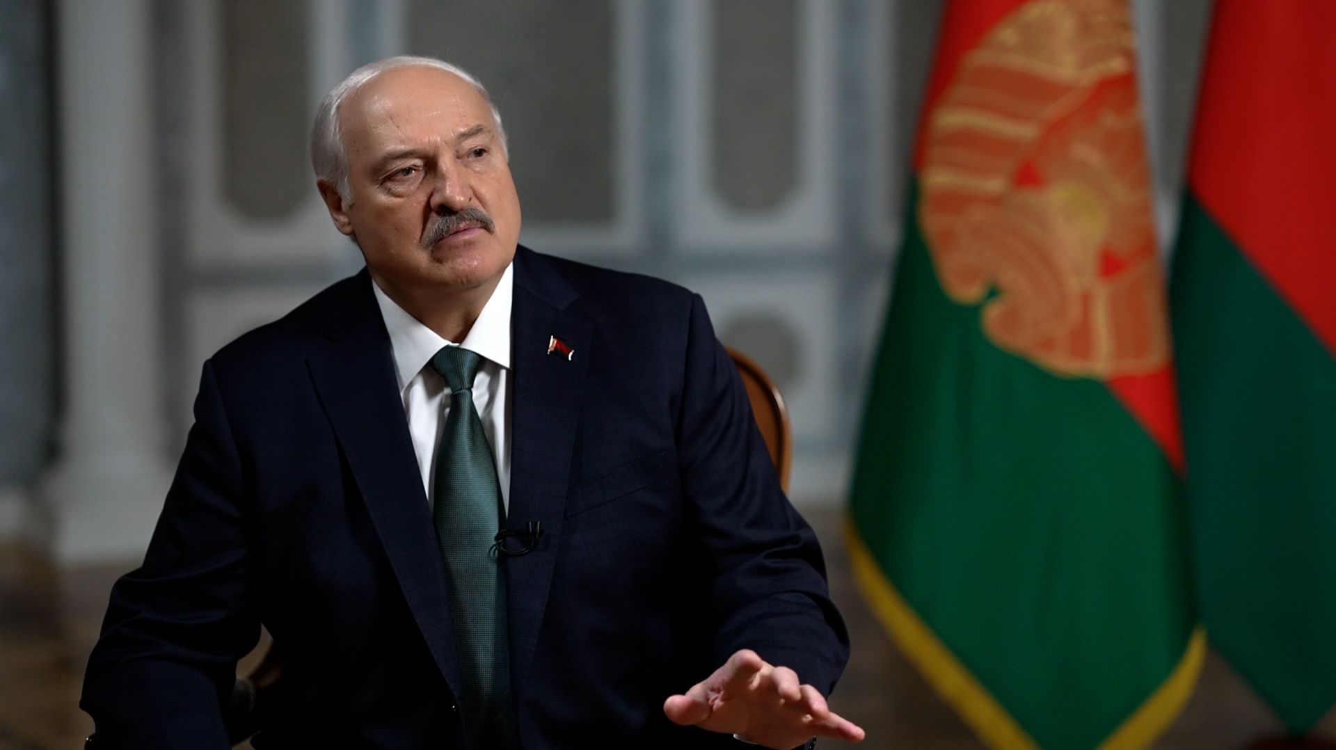 Кто и почему ЗАВИДУЕТ Лукашенко?  Интервью телеканалу RT