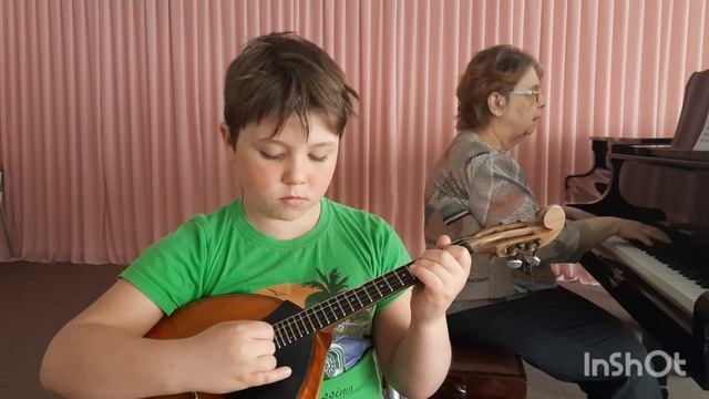 Дши им .Г.С.Райшева.Класс домры.