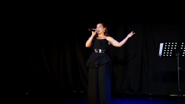 12 Синие лебеди