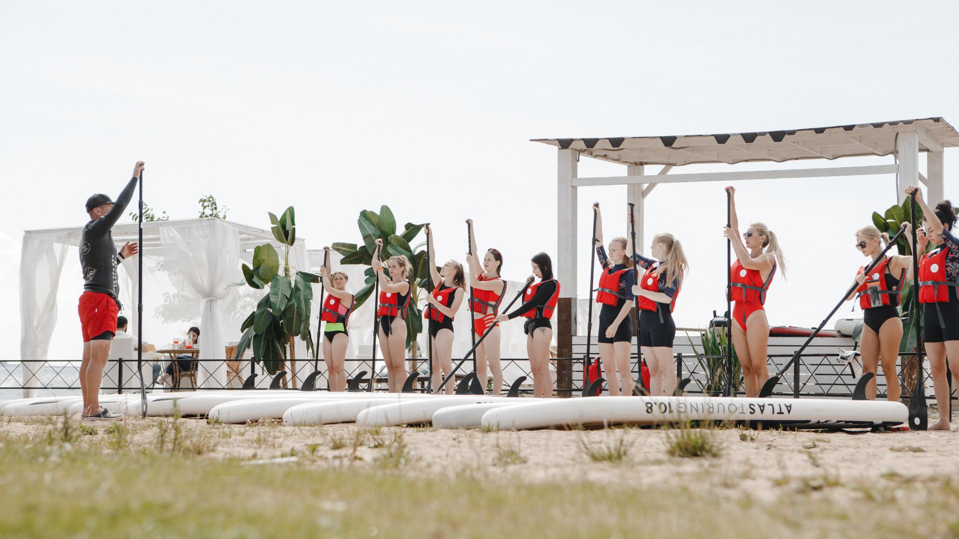 Пляж парк 300-летия ресторан MOREMI ТРК Питерлэнд Лахта центр САП MAX EVENTS