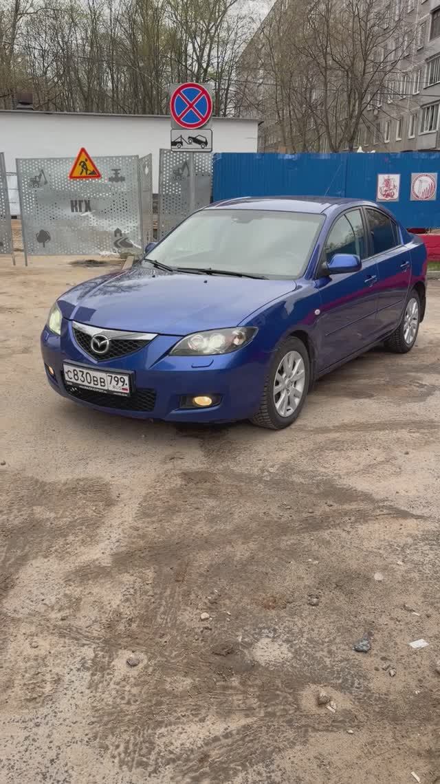 Mazda 3 Bk Rest 1.6 AT