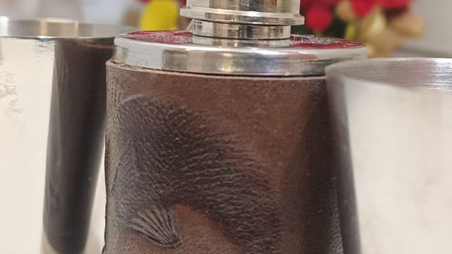 Брелок The Gift Oasis мини брелок Фляжка Судак Серебристый