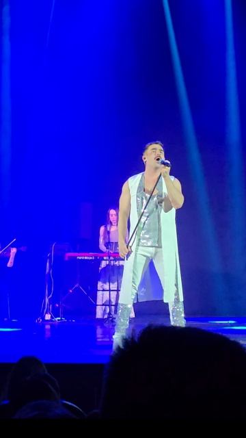 Группа ONE VISION трибьют-проект группы QUEEN в России концерт в Белгороде.