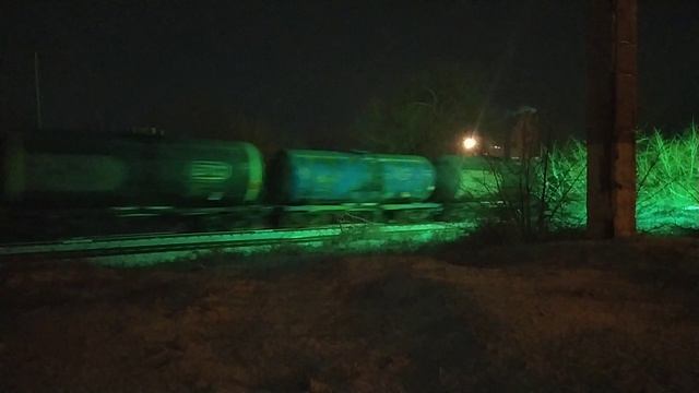 VID - 20251229 - 185822.mp4.
2ТЭ25Км - 0761 с грузовым поездом.