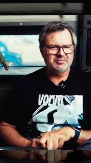 60 000 $! Дядя Саша рассказывает про свою зарплату.. 💰