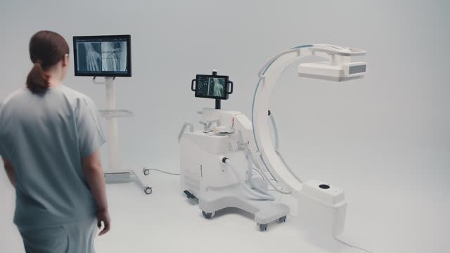 Рентгенохирургическая цифровая мобильная система «Сапфир»