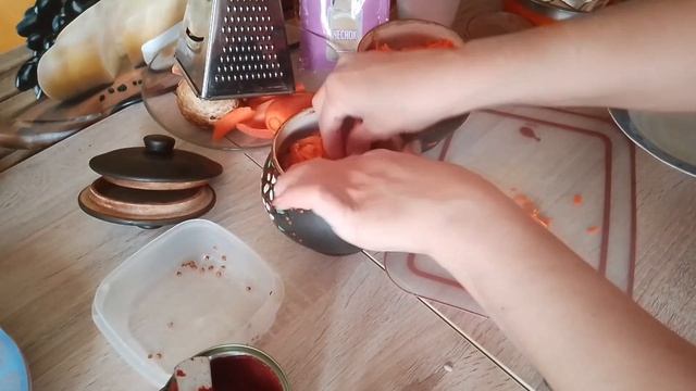 обед в горшочках