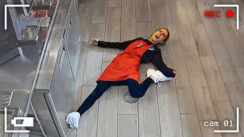 СМЕШНЫЕ ФЕЙЛЫ В РЕСТОРАНАХ ПОПАВШИЕ НА КАМЕРУ