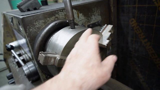 16- Смена кулачков.